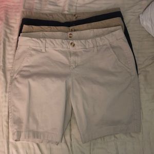 5 pair of Aeropostale Bermuda twill shorts